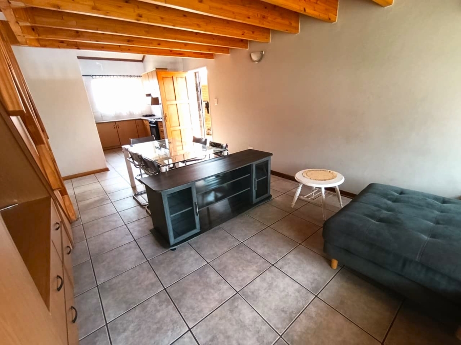 2 Bedroom Property for Sale in Langenhovenpark Free State
